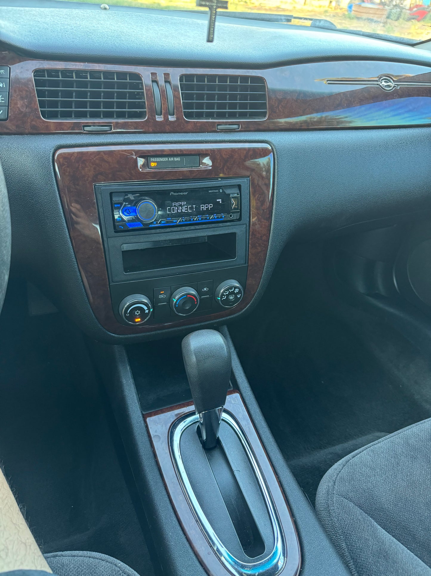 2011 Chevrolet Impala LS Sedan
